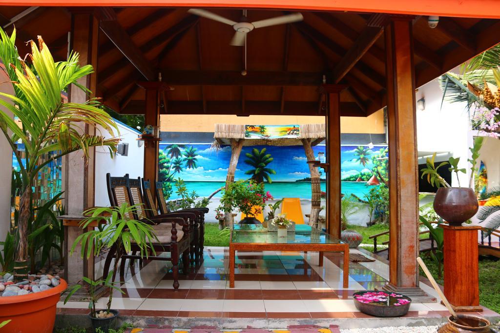 Natural Surf House Hostel Himmafusi Kültér fotó