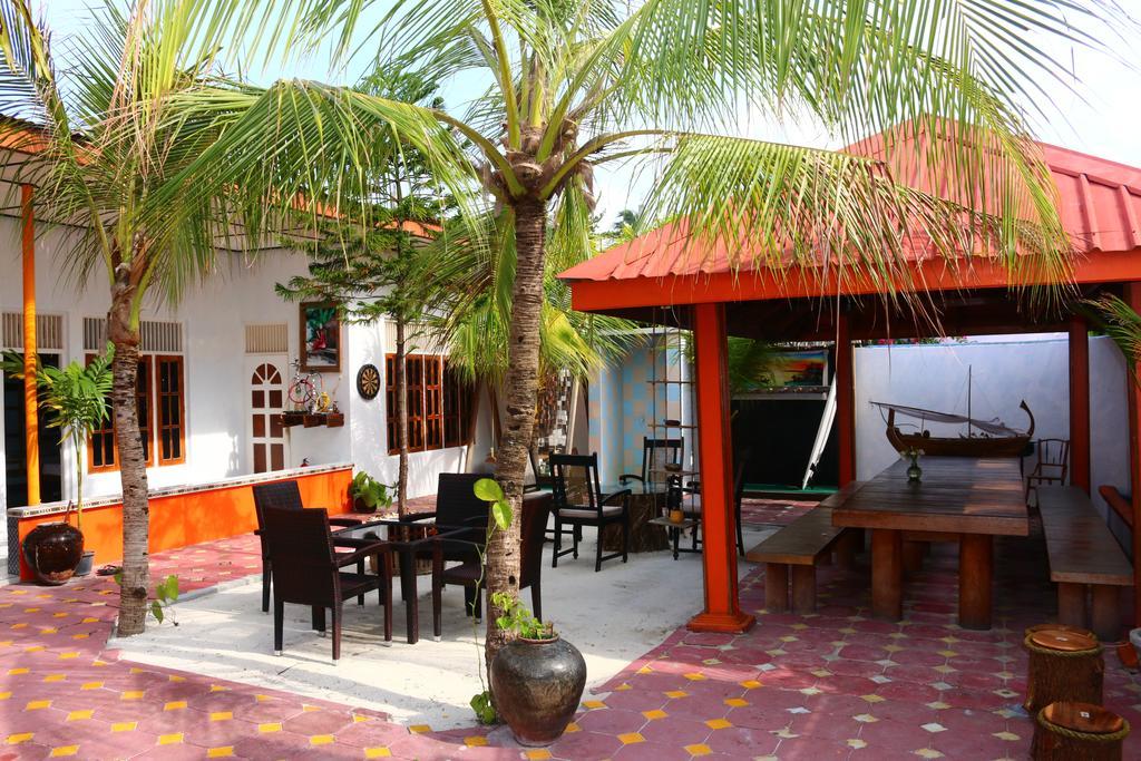 Natural Surf House Hostel Himmafusi Kültér fotó
